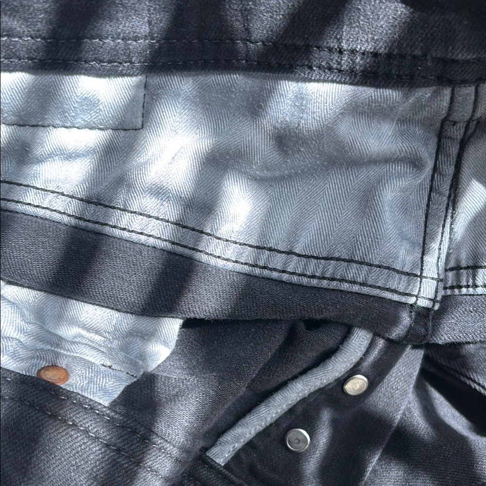 Jeans - Picture 8 of 9